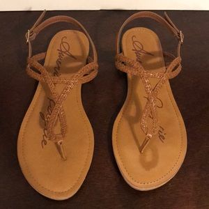 NIB American Rag Thong Sandal in Cognac